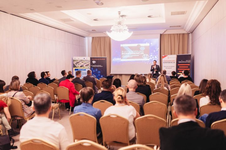 Ponad 10 godzin wykładów na II Ogólnopolskiej Konferencji „Skuteczne zarządzanie laboratorium”