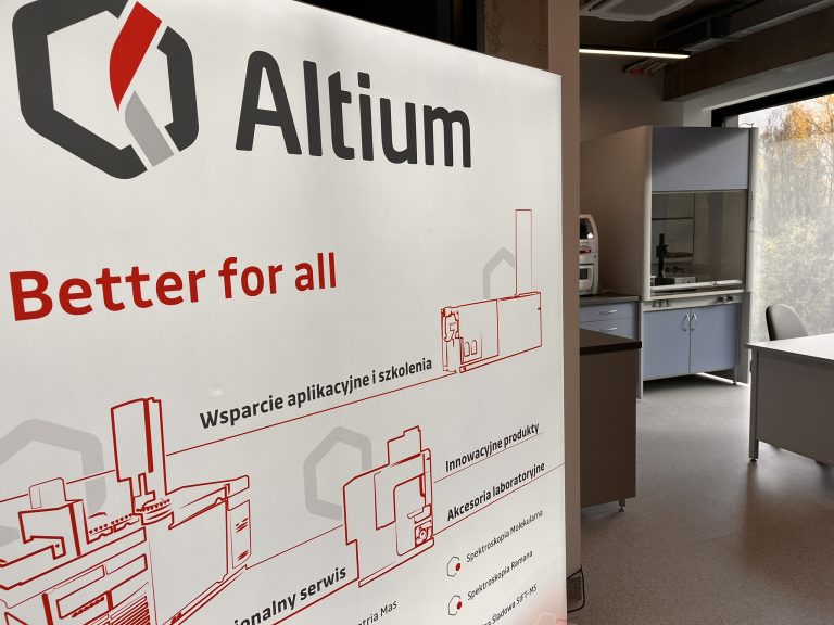 Altium - wyposażenie laboratorium