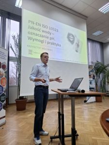 Krzysztof Wołowiec, szkolenie w ramach sekcji POLLAB