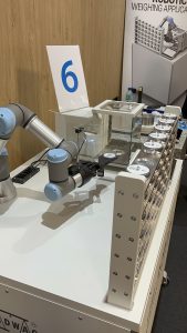 RADWAG - robot ważący próbkę